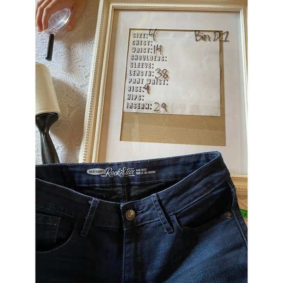 Old Navy Rockstar Jeans Mid Rise Dark Wash - Picture 4 of 6